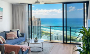 Level 30 Oracle Tower 2 Stunning views and free parking - GC Getaways